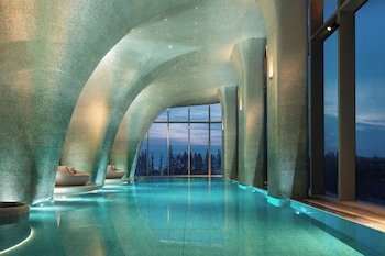 Intercontinental Huzhou Taihu South By Ihg,,5 star