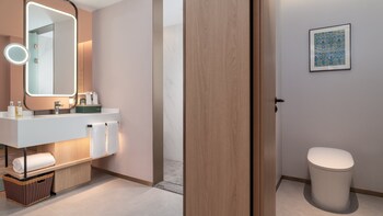 holiday inn kashgar east by ihg