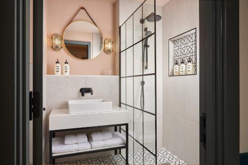 hotel indigo gloucester the forum by ihg