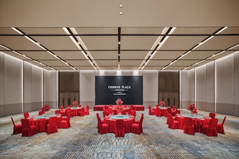 crowne plaza xinghua by ihg