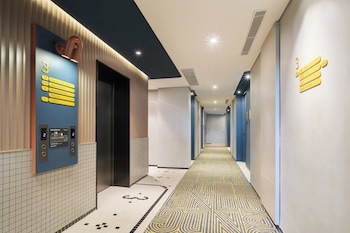 holiday inn express bandung braga by ihg