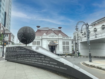 holiday inn express bandung braga by ihg