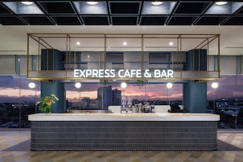 holiday inn express bandung braga by ihg
