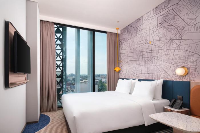 holiday inn express bandung braga by ihg