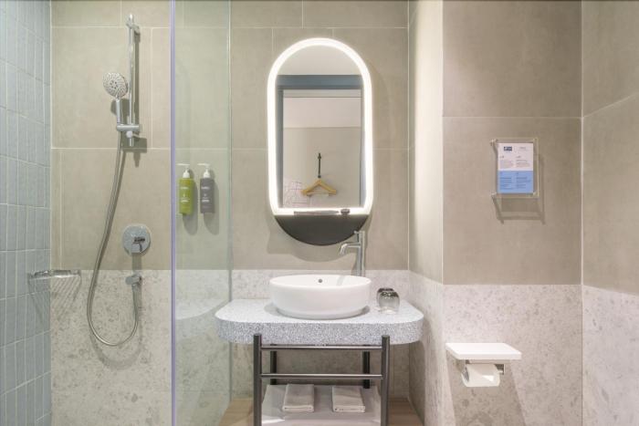 holiday inn express bandung braga by ihg