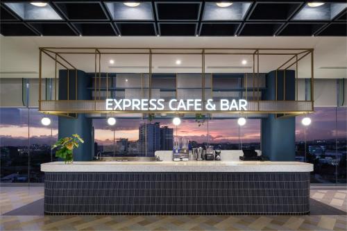 holiday inn express bandung braga by ihg