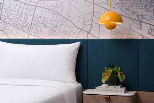 holiday inn express bandung braga by ihg