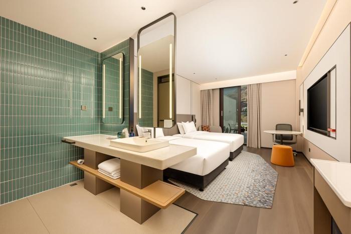 holiday inn express luding by ihg