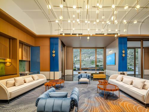 holiday inn express luding by ihg