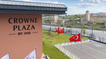 crowne plaza istanbul zeytinburnu by ihg