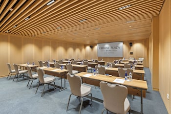 crowne plaza istanbul zeytinburnu by ihg