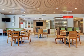 garner hotel houston westheimer by ihg