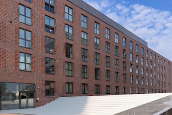 holiday inn the niu quay hamburg harburg by ihg