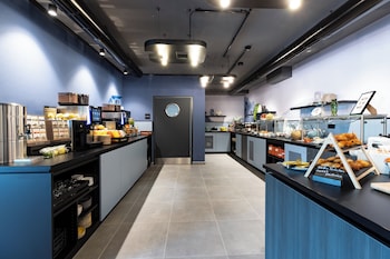 holiday inn the niu quay hamburg harburg by ihg