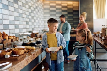 holiday inn the niu quay hamburg harburg by ihg