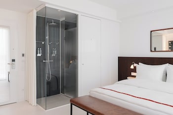 ruby frida hotel stockholm by ihg