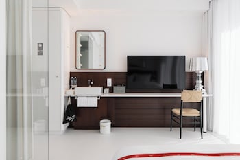 ruby frida hotel stockholm by ihg
