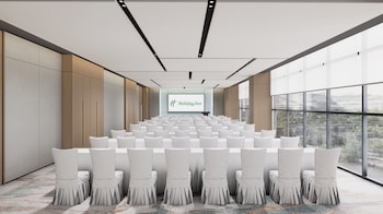 holiday inn wuhu jiangbei new area by ihg