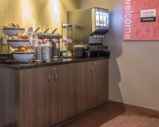 comfort inn thunder bay