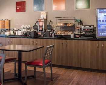comfort inn thunder bay