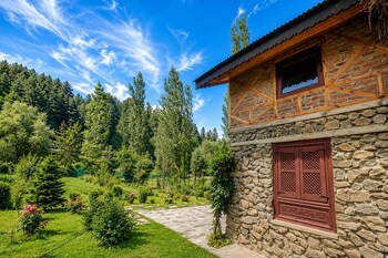 Shepherd Barn Pahalgam,,4 star