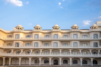 bhanfort palace hotel and resort