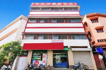 hotel whyom palace
