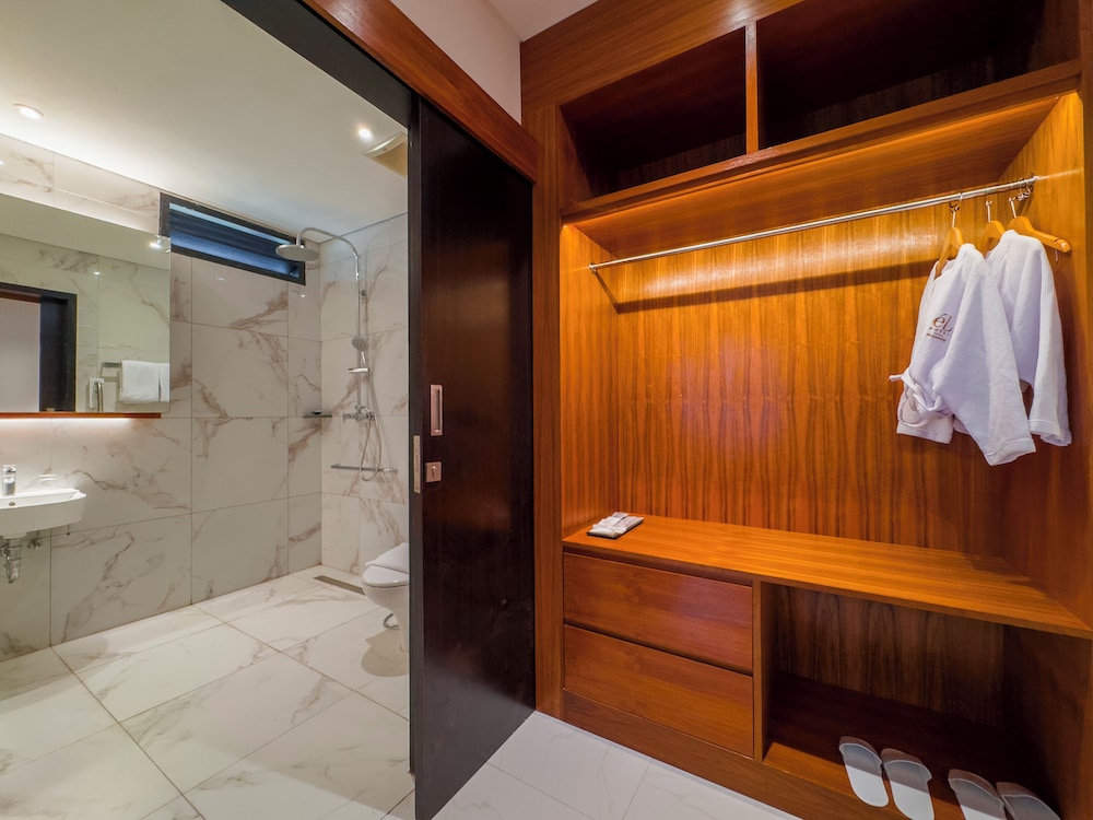 el hotel and resort bali sanur