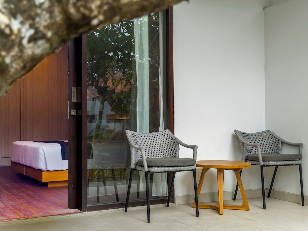 el hotel and resort bali sanur