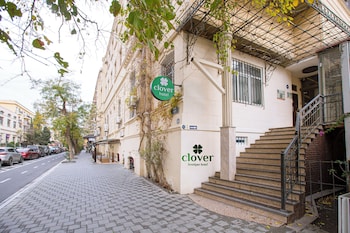 clover hotel