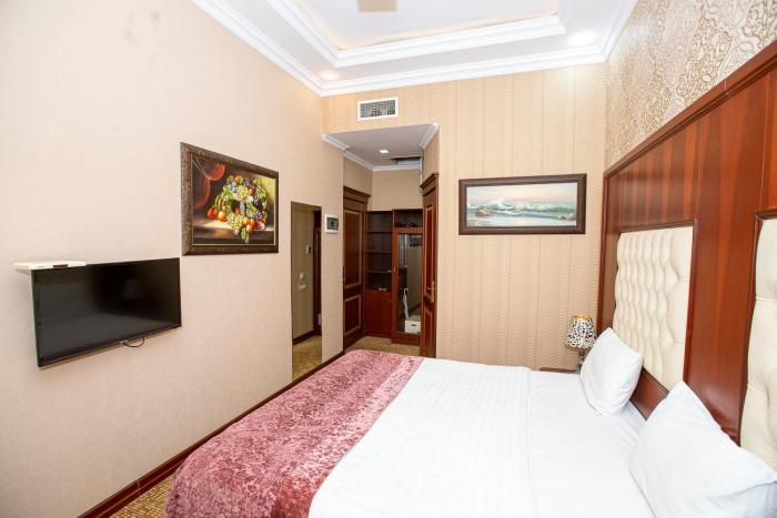 clover hotel