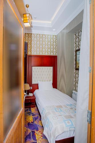 clover hotel