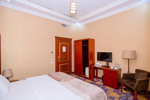 clover hotel