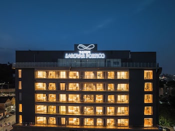 bamus sarovar portico kampala