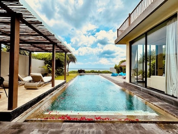 ketewel beach villas and spa