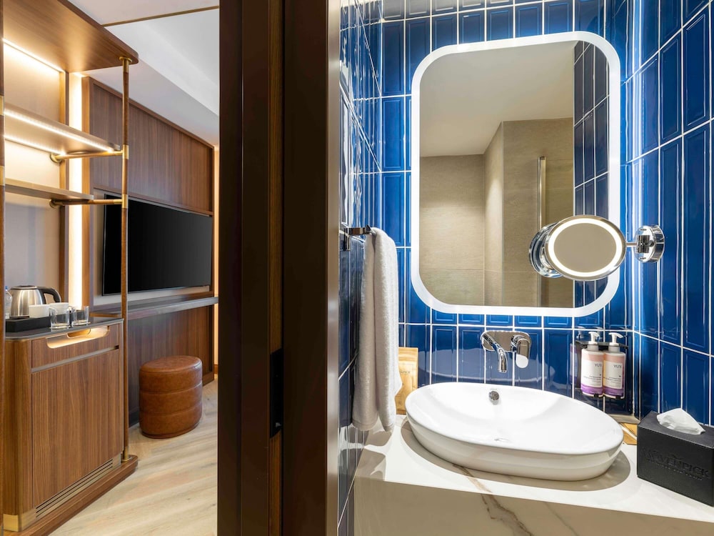 movenpick istanbul old town