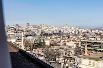 movenpick istanbul old town