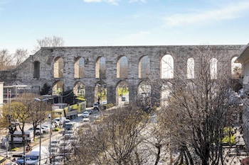 movenpick istanbul old town