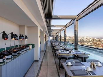 movenpick istanbul old town