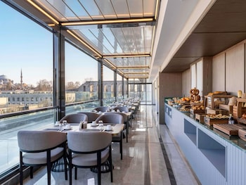 movenpick istanbul old town