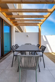 pestana porto covo village