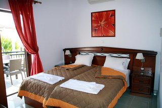 Kaloni Village Apartments,Lesbos>>Kalloni,3 star