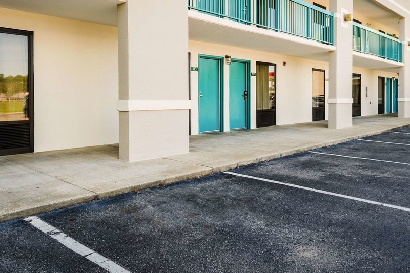 Econo Lodge Moss Point - Pascagoula