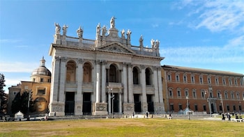 rome lux house guest rooms