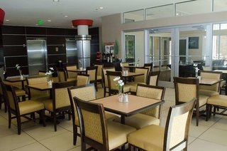 Doubletree By Hilton Hotel Oklahoma City Airport,Midwest City>>Bethany,4 star