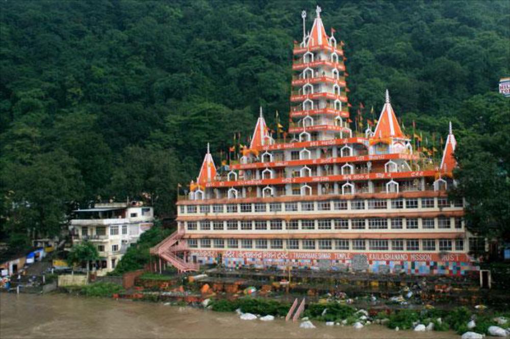 hotel devoy inn by namastexplorer tapovan