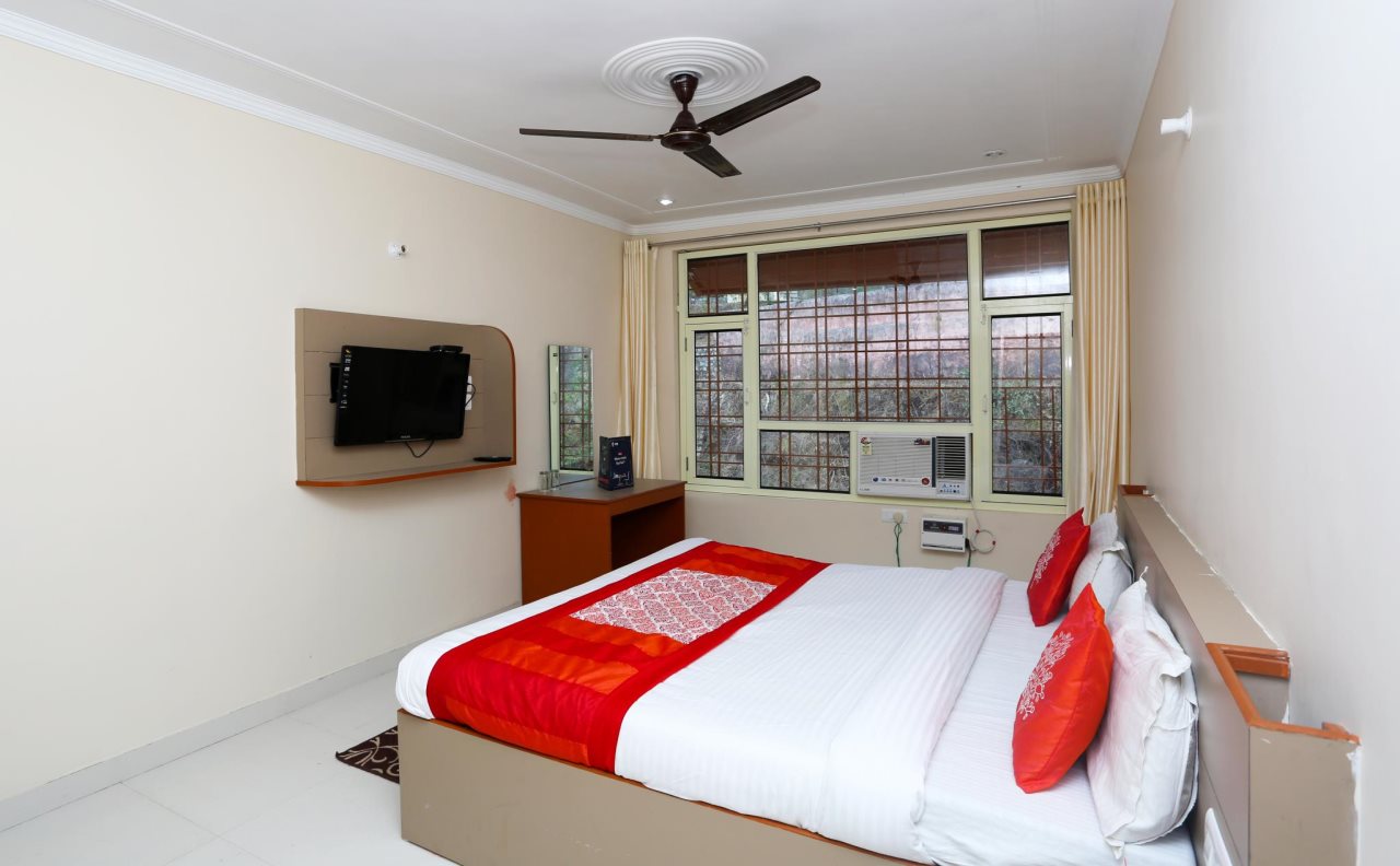 hotel devoy inn by namastexplorer tapovan