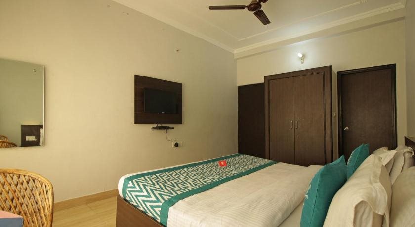 hotel devoy inn by namastexplorer tapovan