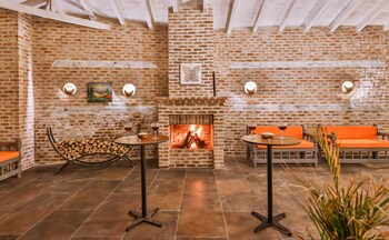 cetmihan hotel