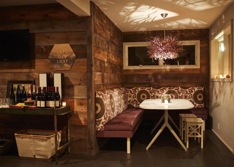 The Little Lion,Great Barrington>>Berkshire County,3 star